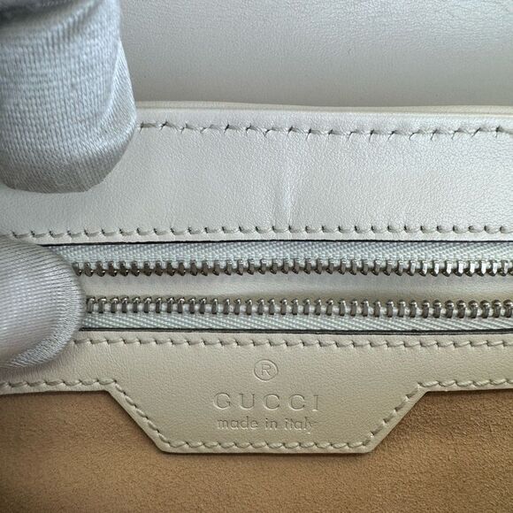 Gucci Aria Calfskin Matelasse Small GG Marmont Shoulder Bag White - Picture 13 of 15